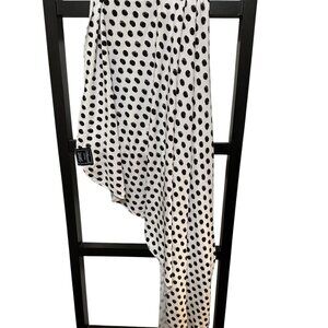 MilkMaid Goods Black & White Swaddle Blanket EUC